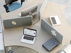 Panneau latéral acoustique pour bench MDD