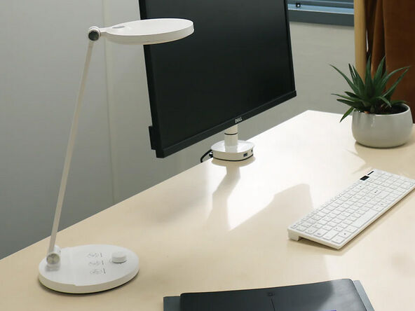 Lampe de bureau Luminéo LED