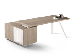 Bureau de direction sur crédence Forté K