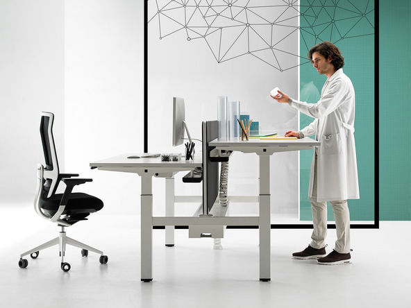 Bureau bench 2 personnes Mobility avec réglage en hauteur électrique