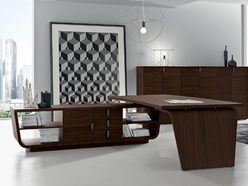 Bureau de direction Larus sur crédence