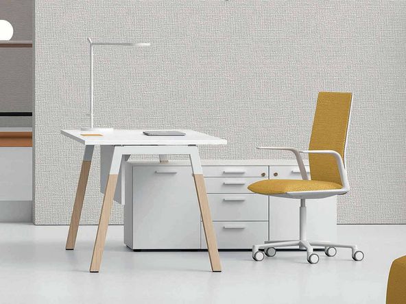 Bureau individuel Altare sur crédence