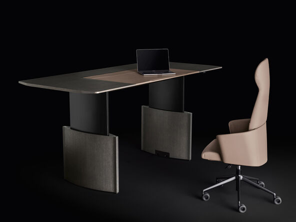 Bureau Elevation-e avec réglage en hauteur électrique