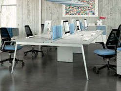 Bureau bench 6 personnes Challenger avec électrification