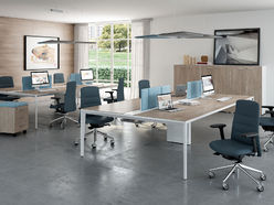 Bureau bench 4 personnes Oméga avec électrification