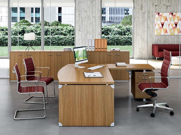 Bureau de direction Corpus Wood avec retour sur caisson
