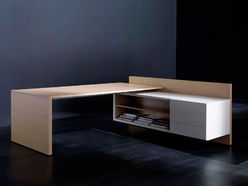 Bureau de direction Vektor P sur crédence