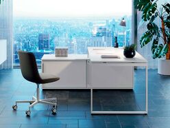 Bureau individuel Pop Square sur crédence