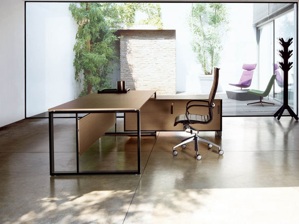 Bureau de direction Velvet sur crédence