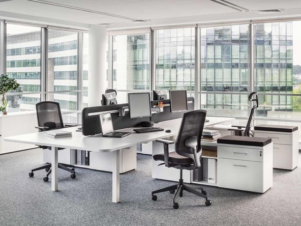 Bureau bench 4 personnes Guntag sur crédence