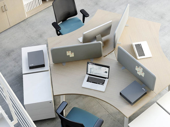Bureau call-center 3 personnes Ghoja