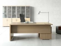 Bureau de direction Quando sur crédence