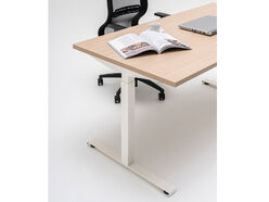 Bureau individuel Drive avec réglage en hauteur électrique
