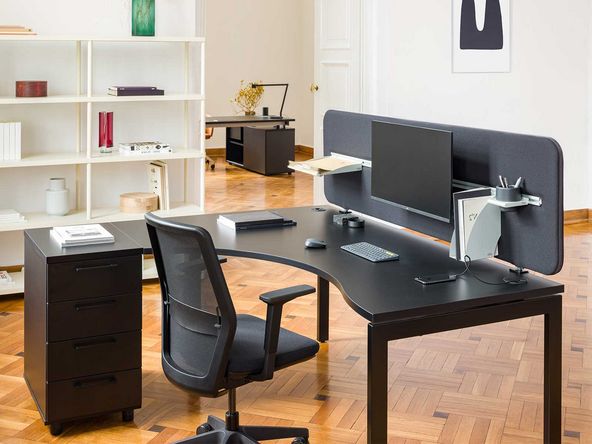 Bureau compact Solar avec caisson 4 tiroirs