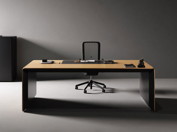 Bureau de direction eRange en placage bois