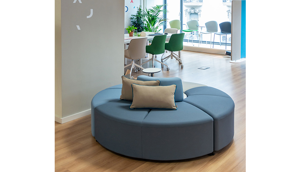 Banquettes et poufs modulables Bend