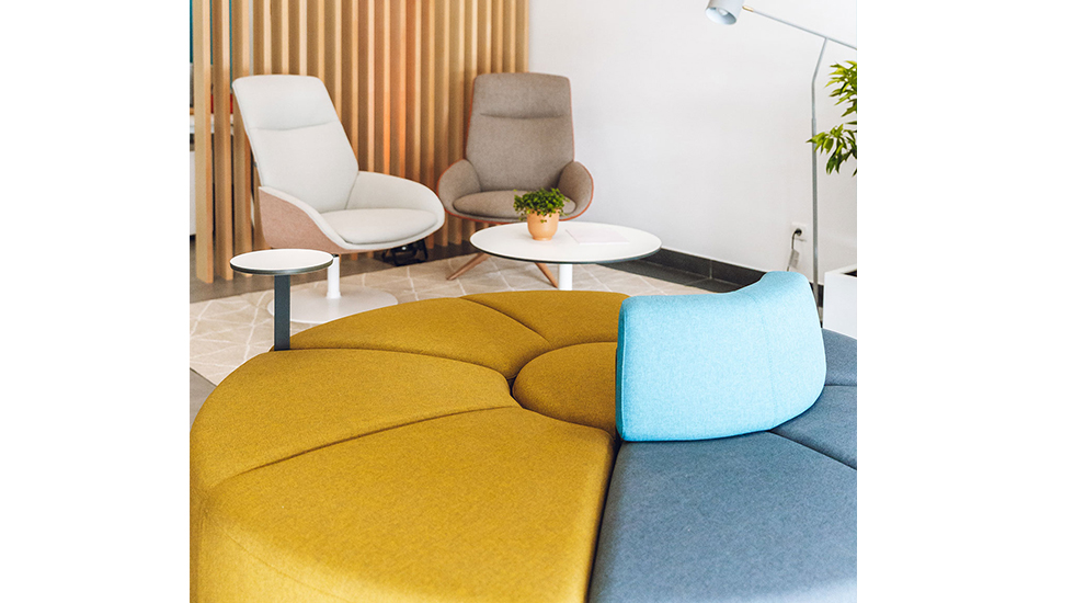 Banquettes et poufs modulables Bend