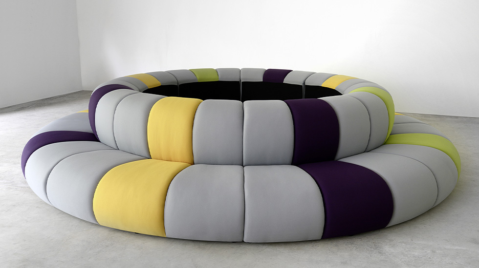 Banquette Nibbler