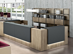 Banque d'accueil Atrium avec réhausse en cuir