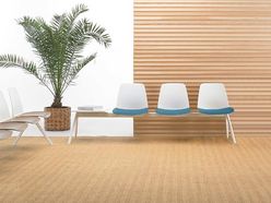 Chaises sur poutre Unnia