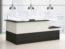 Bureau d'accueil Musca en angle et accès PMR