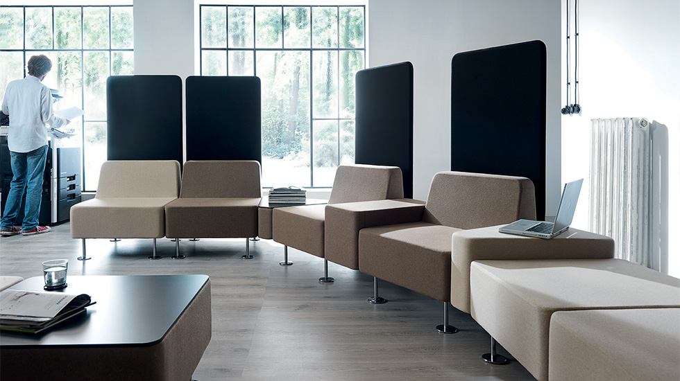 Banquette Wall In