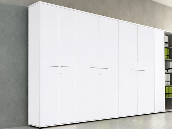 Armoire haute portes battantes en mélaminé MDD 