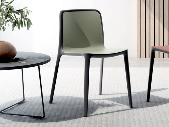 Lot de 4 chaises polyvalentes Bika