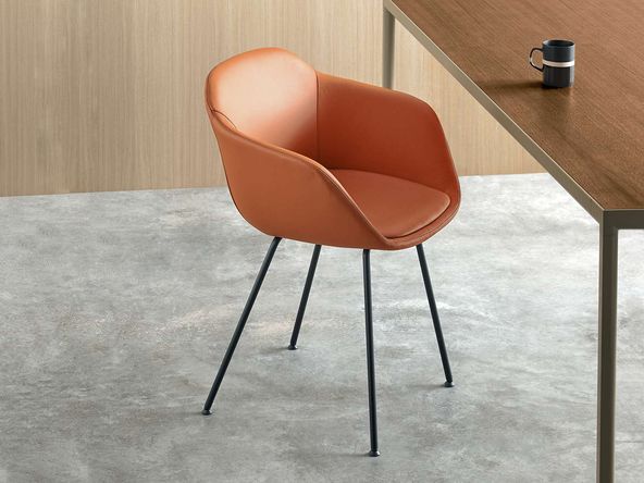 Lot de 2 chaises Taia en similicuir