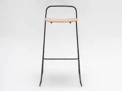 Tabouret haut Afi avec assise en chêne 