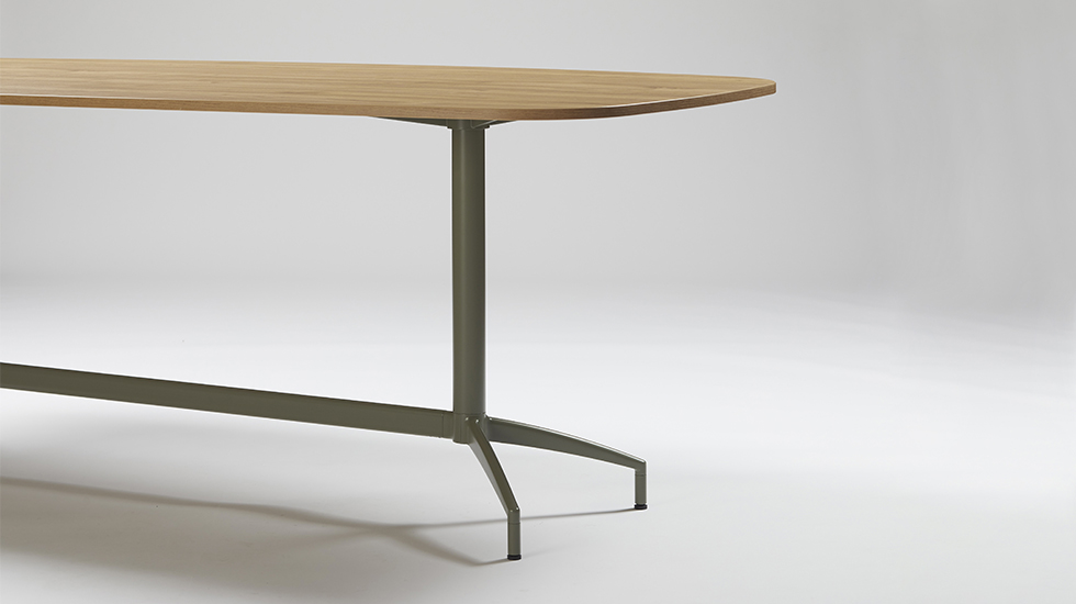 Collection de table de réunion Carma