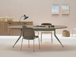 Table de réunion ovale Usoa en mélaminé