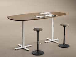 Table de réunion Winstor ovale avec réglage en hauteur électrique 