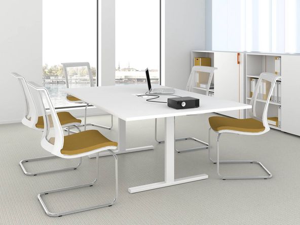 Table de réunion Novatis
