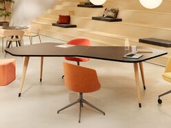 Table de réunion Cooper asymétrique