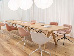 Table de réunion Viga XL en placage bois