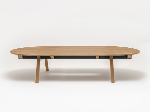 Table de réunion Viga ovale en placage bois