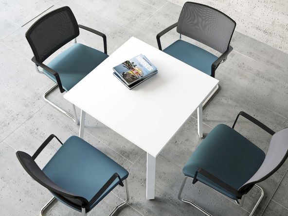 Table de réunion carrée Ghoja