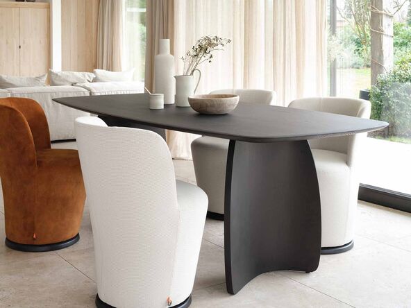 Table d'exception en bois massif Dolmen Organic