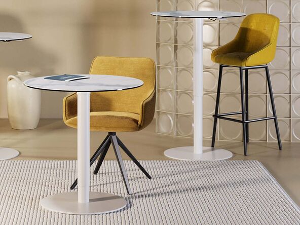 Table haute ronde réglable en hauteur Austin Lift